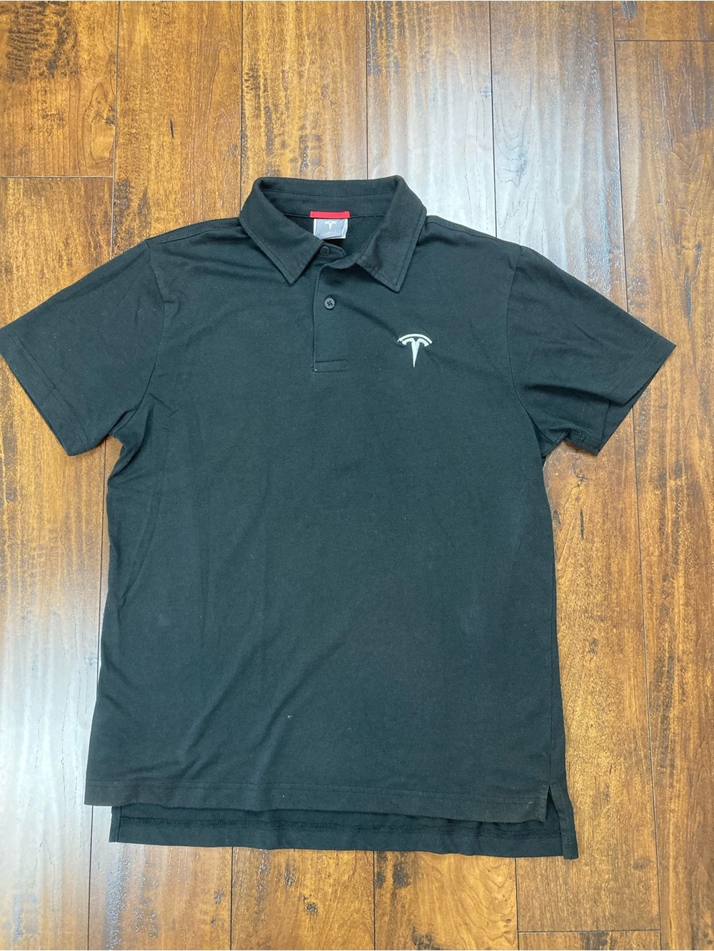 Tesla Polo Shirt Men’s Medium Black Embroidered Logo Polyester Blend.